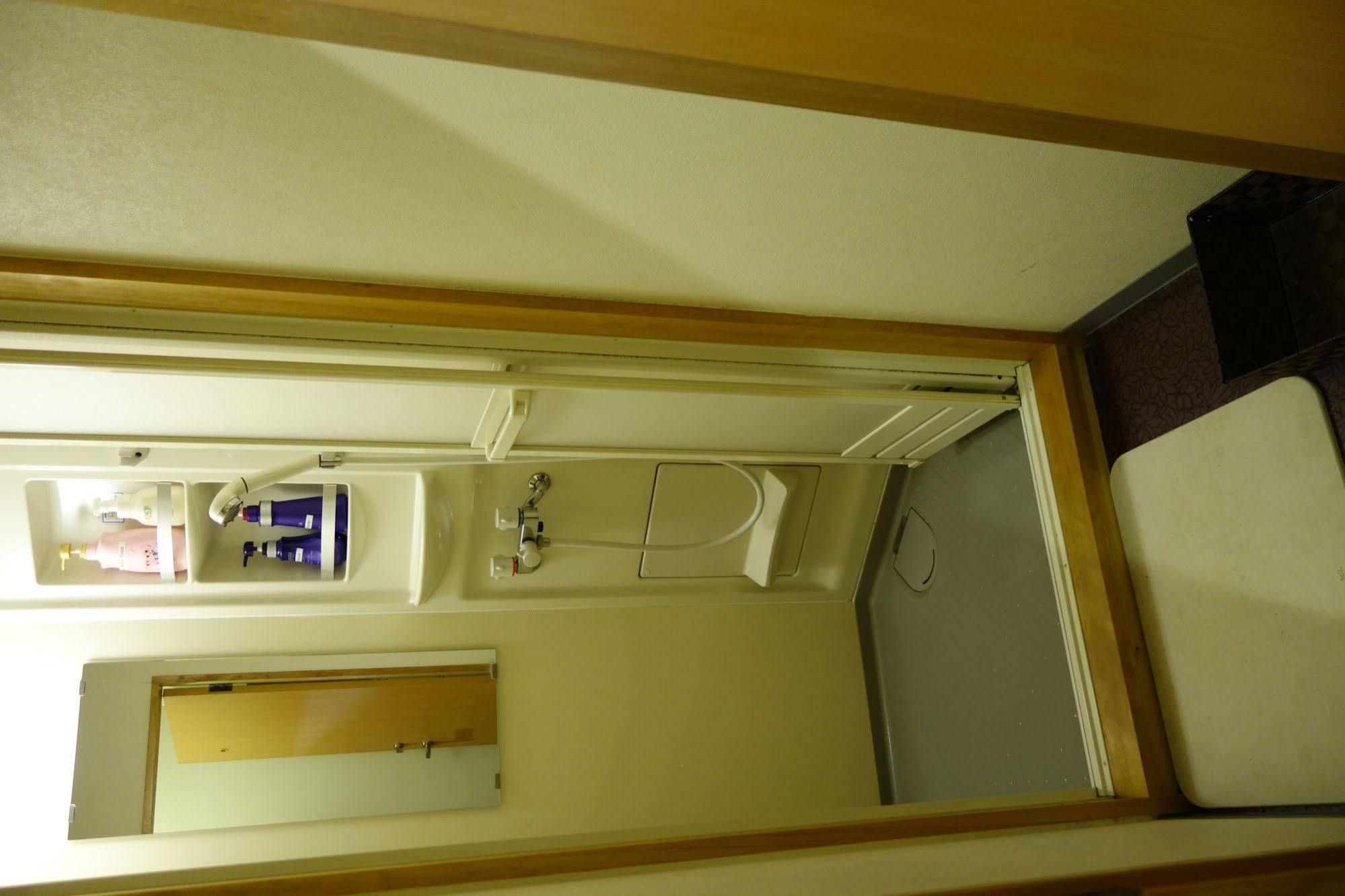 Guesthouse Akicafe Inn Hiroşima Dış mekan fotoğraf