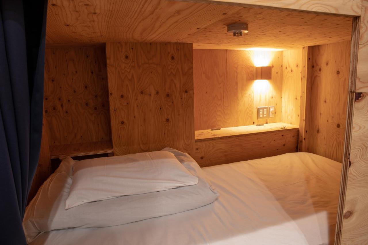 Guesthouse Akicafe Inn Hiroşima Dış mekan fotoğraf